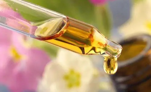 采用新鴻順基礎油制作的潤滑油究竟好在哪里？